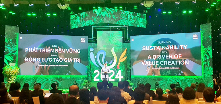 Ông Binu Jacob, Tổng Giám đốc Nestlé Việt Nam, đồng Chủ tịch Hội đồng Doanh nghiệp vì sự phát triển bền vững Việt Nam chia sẻ tại diễn đàn.