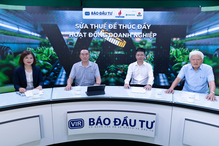 Tọa đàm "Sửa thuế để thúc đẩy hoạt động doanh nghiệp do Báo Đầu tư tổ chức.