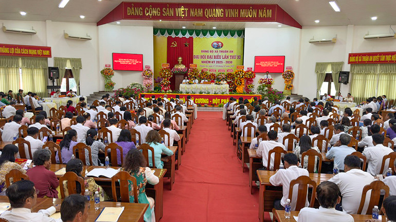 Quang cảnh Đại hội. Quang cảnh Đại hội.