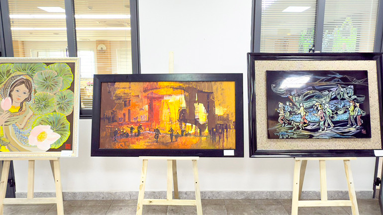 Những tác phẩm được trưng bày tại triển lãm.