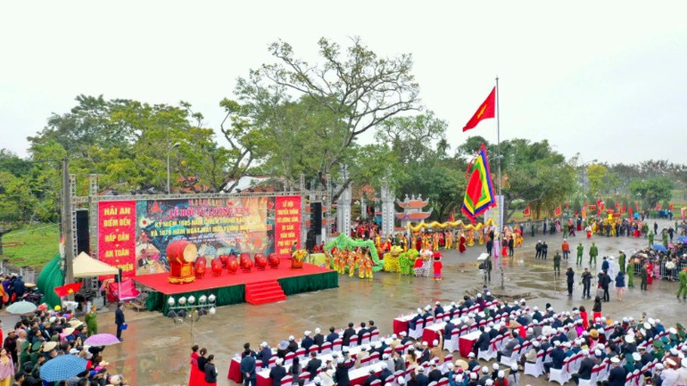 Lễ hội truyền thống Từ Lương Xâm được tổ chức trang trọng hằng năm.