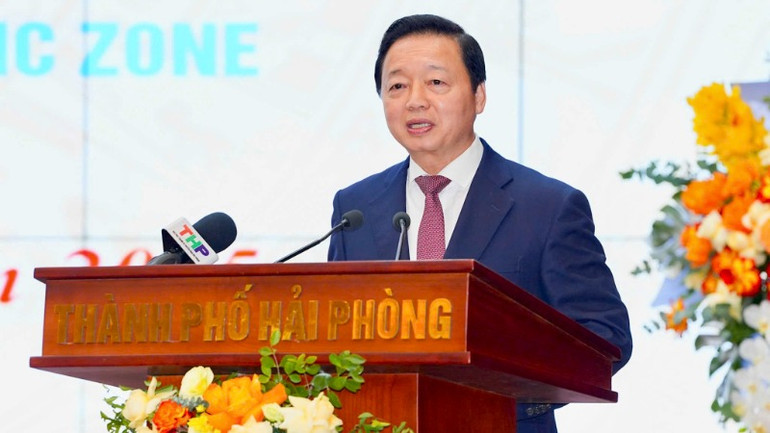 Phó Thủ tướng Chính phủ Trần Hồng Hà phát biểu tại lễ công bố và trao Quyết định của Thủ tướng Chính phủ thành lập Khu Kinh tế ven biển phía nam Hải Phòng.