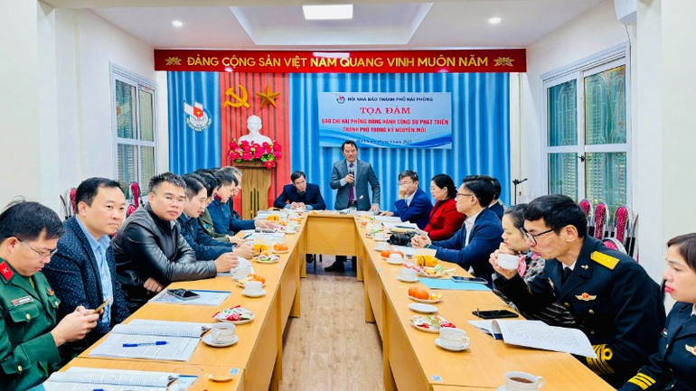 Tọa đàm “Báo chí Hải Phòng đồng hành cùng sự phát triển thành phố trong kỷ nguyên vươn mình của dân tộc Việt Nam”