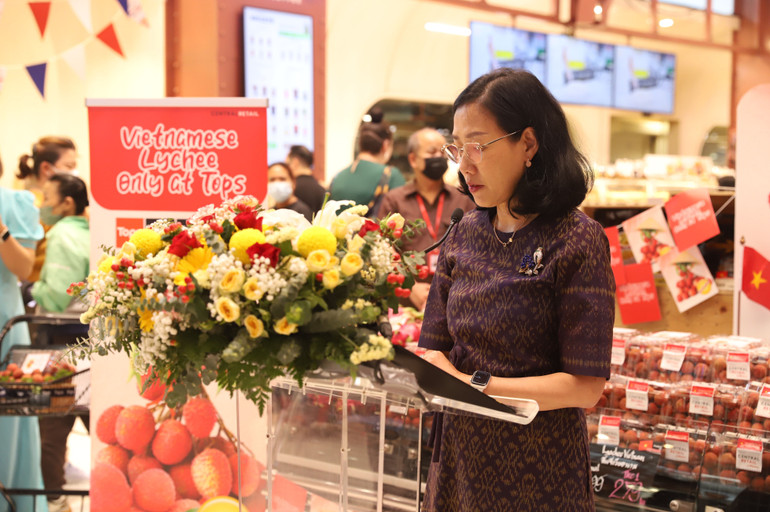 Bà Jariya Chirathivat, Phó Chủ tịch Central Group. Bà Jariya Chirathivat, Phó Chủ tịch Central Group.