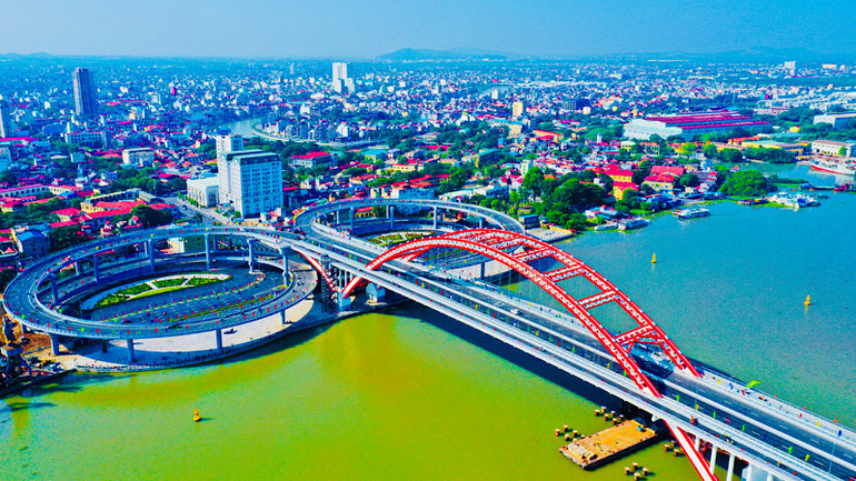 Thành phố Hải Phòng thực hiện Nghị quyết 45 của Bộ Chính trị với sự phát triển mạnh mẽ, đột phá.