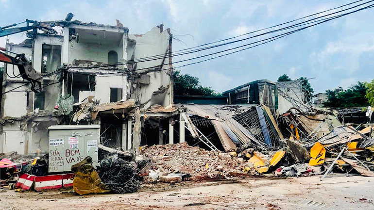 Phần lớn các hộ dân trong diện giải phóng mặt bằng đã tự nguyện di dời, tháo dỡ công trình phục vụ thi công dự án