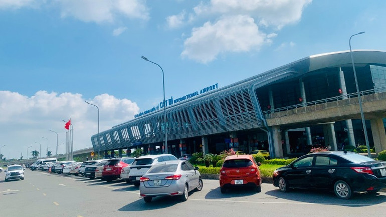 Cảng hàng không quốc tế Cát Bi (Hải Phòng).