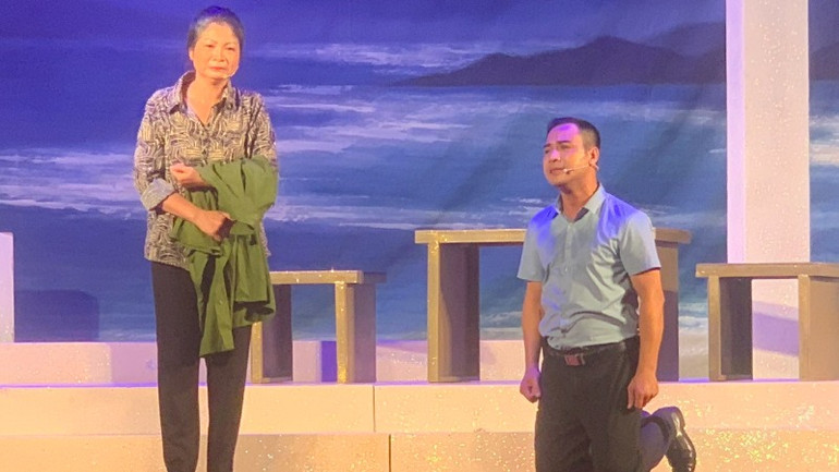 Nhiều trường đoạn trong vở diễn lấy đi nước mắt của khán giả.