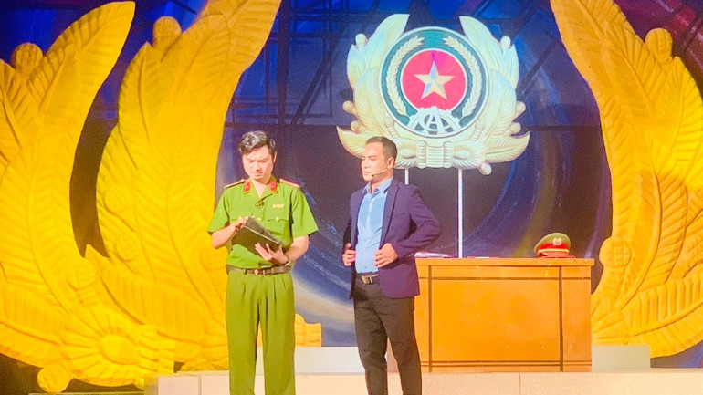 Chiến thắng cái xấu, cái ác luôn là kết cục có hậu của vở diễn.