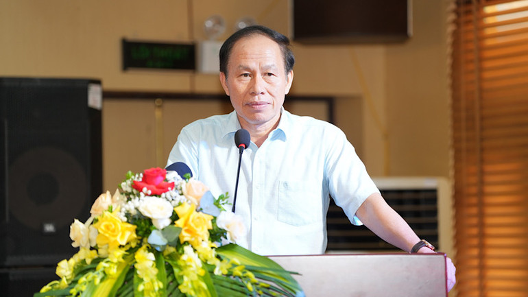 Ủy viên Trung ương Đảng, Bí thư Thành ủy Hải Phòng Lê Tiến Châu phát biểu tại buổi biểu dương gương người tốt, việc tốt.