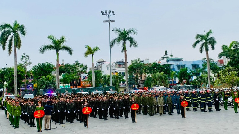 Các lực lượng tham gia lễ ra quân. Các lực lượng tham gia lễ ra quân.
