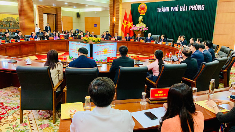 Quang cảnh hội nghị.