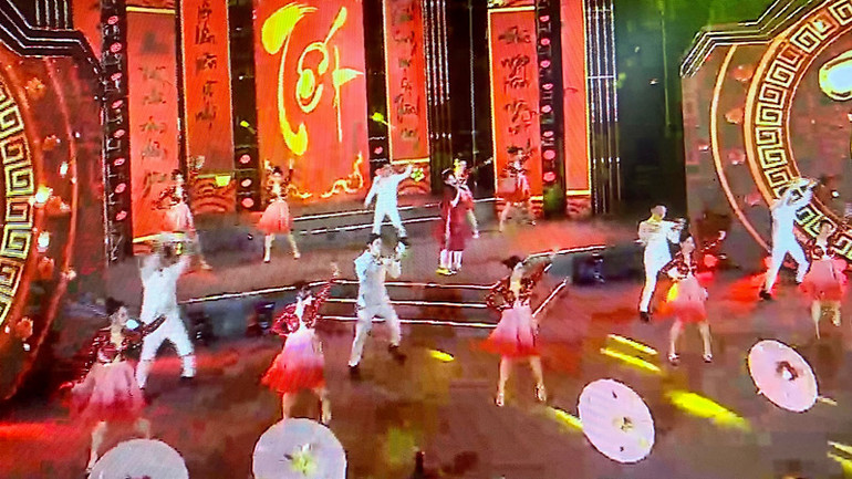 Các tiết mục nghệ thuật trẻ trung và sôi động. Các tiết mục nghệ thuật trẻ trung và sôi động.