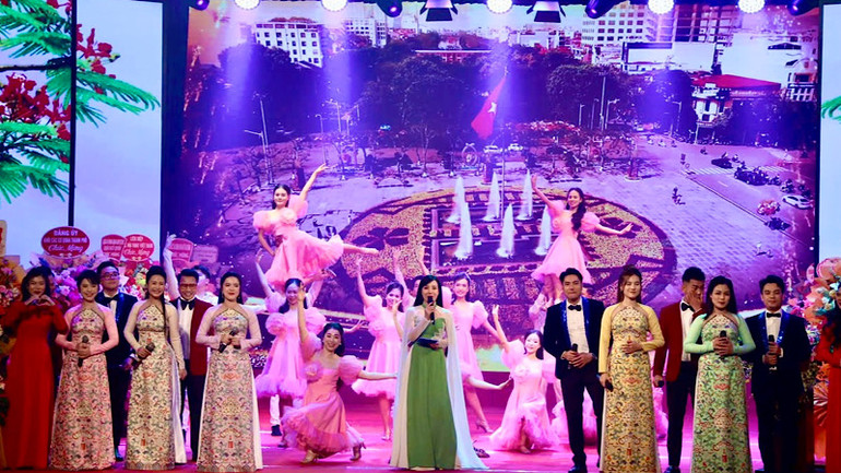 Nhiều chương trình biểu diễn nghệ thuật của đoàn được công chúng đánh giá cao.