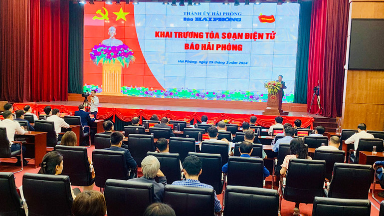 Quang cảnh lễ khai trương Tòa soạn điện tử