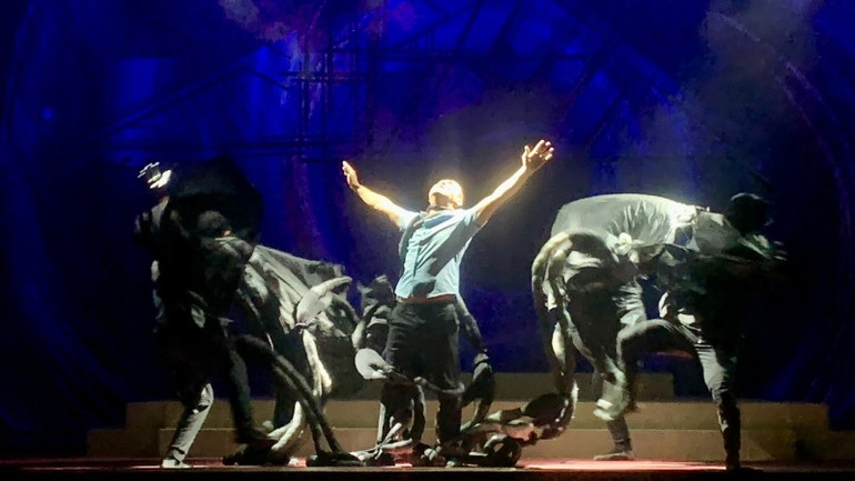 Phẩm chất cao đẹp và nghị lực của người chiến sĩ công an luôn vượt qua những thử thách, khó khăn.