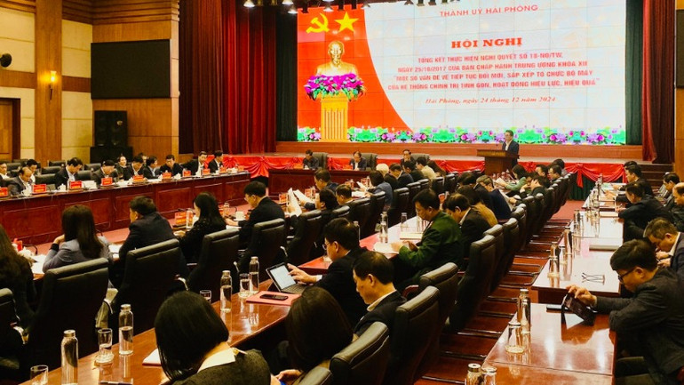 Quang cảnh Hội nghị tổng kết thực hiện Nghị quyết số 18-NQ/TW. Quang cảnh Hội nghị tổng kết thực hiện Nghị quyết số 18-NQ/TW.