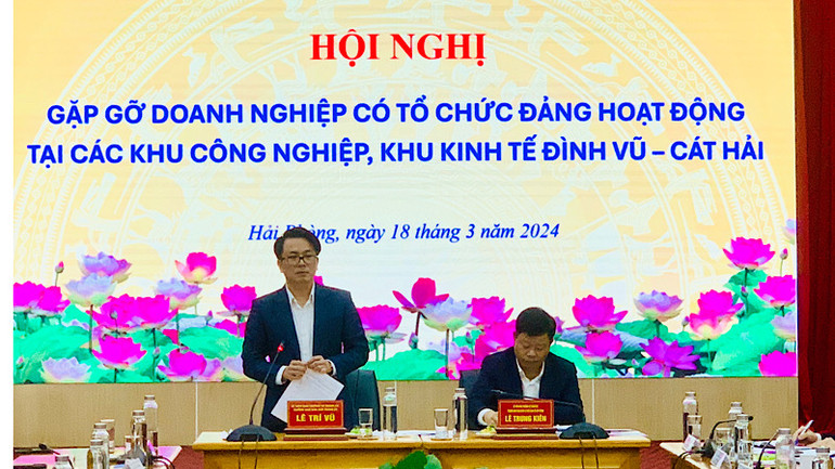 Trưởng Ban Dân vận Thành ủy Hải Phòng Lê Trí Vũ phát biểu tại Hội nghị.