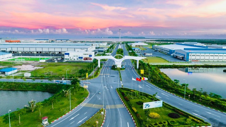Các khu công nghiệp trong Khu Kinh tế ven biển phía nam được xây dựng theo hướng hiện đại, đồng bộ theo mô hình tăng trưởng xanh, bền vững. (Ảnh minh họa)