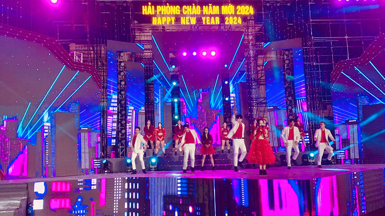 Chào đón năm mới 2024. Chào đón năm mới 2024.