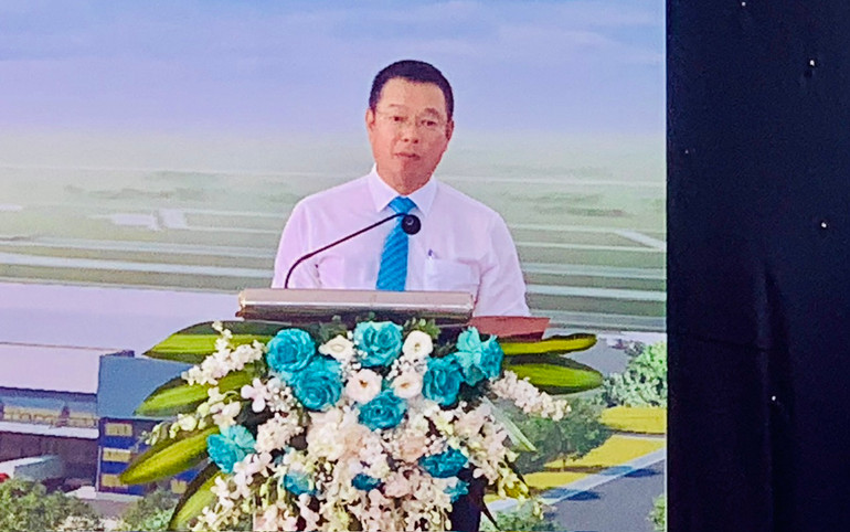 Lãnh đạo Tổng Công ty Cảng hàng không Việt Nam phát biểu tại lễ khởi công.
