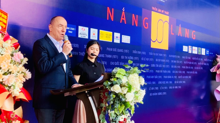 Tổng quản lý Pullman Hai Phong Grand Hotel, ông Guy Poujoulat chia sẻ tại triển lãm.