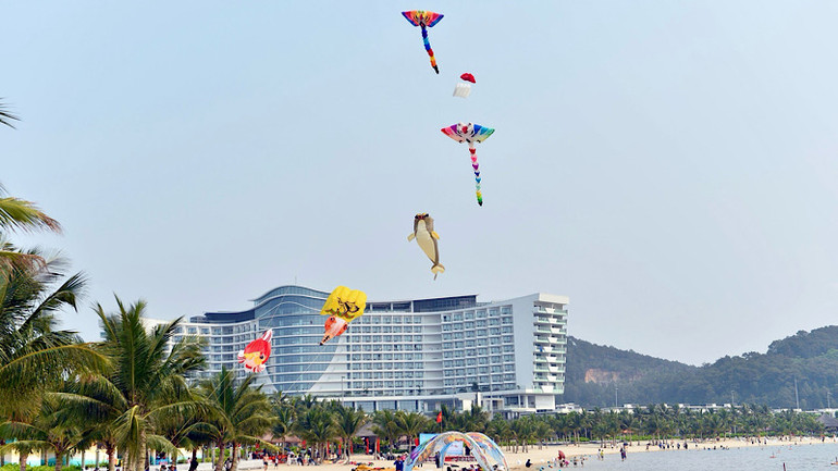 Nhiều trải nghiệm mới hấp dẫn du khách tại Khu du lịch quốc tế Đồi Rồng.