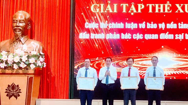 Các địa phương có thành tích xuất sắc được trao giải tập thể cuộc thi. Các địa phương có thành tích xuất sắc được trao giải tập thể cuộc thi.