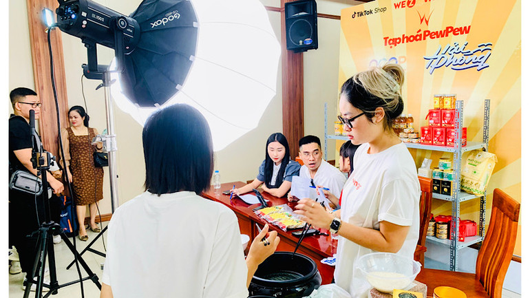 Chương trình livestream giới thiệu sản phẩm OCOP tại Thành đoàn Hải Phòng.