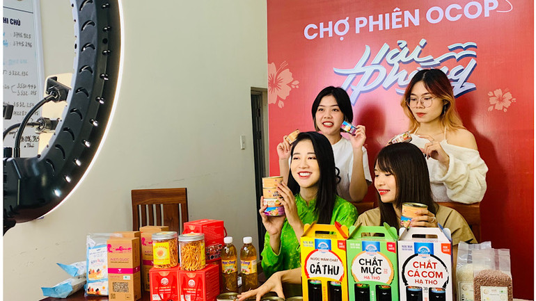 Giới thiệu các sản phẩm đặc sản tại chợ phiên OCOP Hải Phòng.