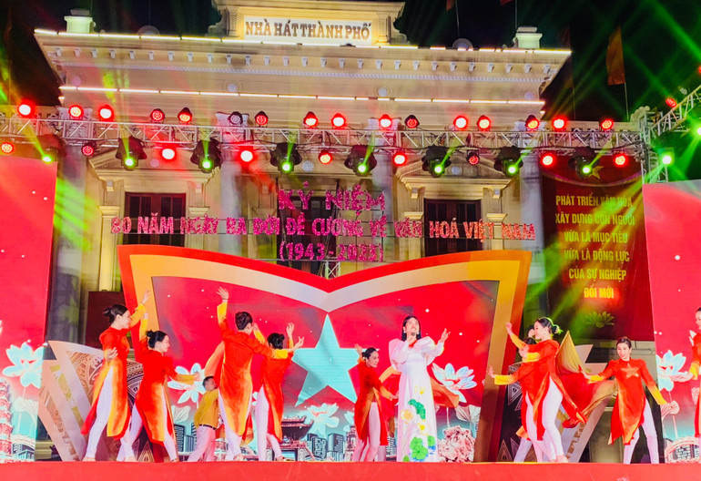 Sức sống của Đề cương văn hóa tiếp tục soi đường cho đất nước và thành phố Hải Phòng phát triển mạnh mẽ.