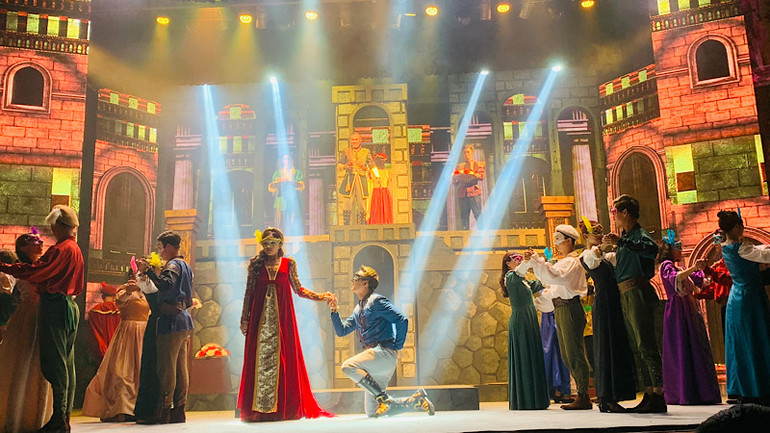 Vở kịch kinh điển Romeo và Juliet của Đoàn Kịch nói Hải Phòng sẽ mở màn cho kế hoạch "Sáng đèn Nhà hát thành phố".