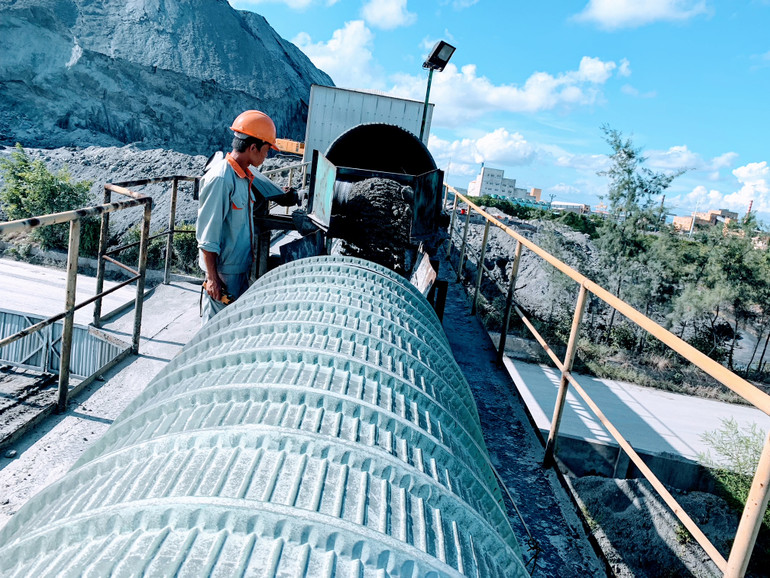 Nhà máy sản xuất thạch cao Đình Vũ đã bảo đảm tiêu thụ cân bằng lượng bã thải gyps phát sinh hằng ngày của Nhà máy DAP Đình Vũ.