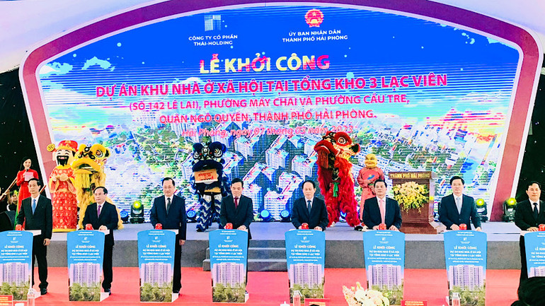 Khu nhà ở xã hội đã được khởi công xây dựng từ tháng 3/2023. Khu nhà ở xã hội đã được khởi công xây dựng từ tháng 3/2023.