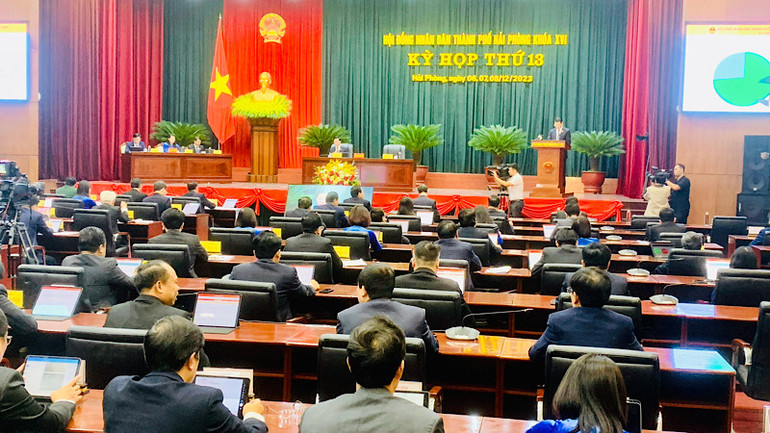Hội đồng nhân dân thành phố Hải Phòng khóa 16, kỳ họp thứ 13 thông qua các nghị quyết.