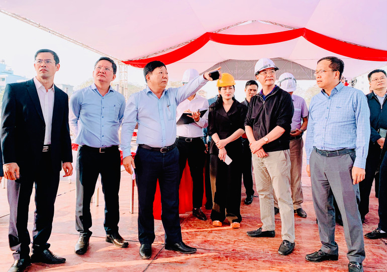 Phó Chủ tịch Ủy ban nhân dân thành phố Hải Phòng kiểm tra, chỉ đạo công tác chuẩn bị khởi công dự án.