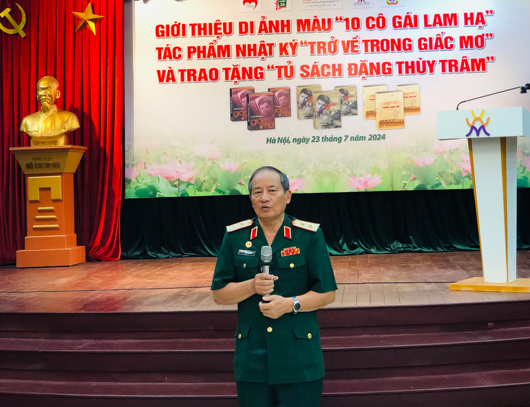 Trung tướng, PGS, TS Đặng Nam Điền phát biểu.