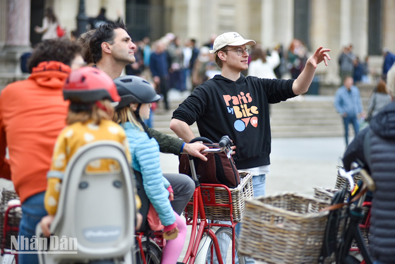 Đại dịch đã khiến nhiều người nhận ra tầm quan trọng của việc dành thời gian cho gia đình, bạn bè và các hoạt động ngoài trời. (Ảnh: MINH DUY)