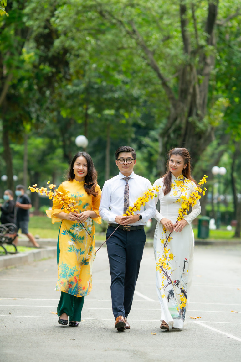 Tuổi trẻ là mùa xuân của đất nước. Ảnh: Hoàng Hùng