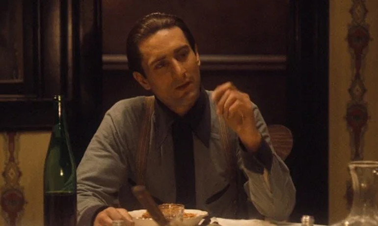 "Bố già" Robert De Niro.