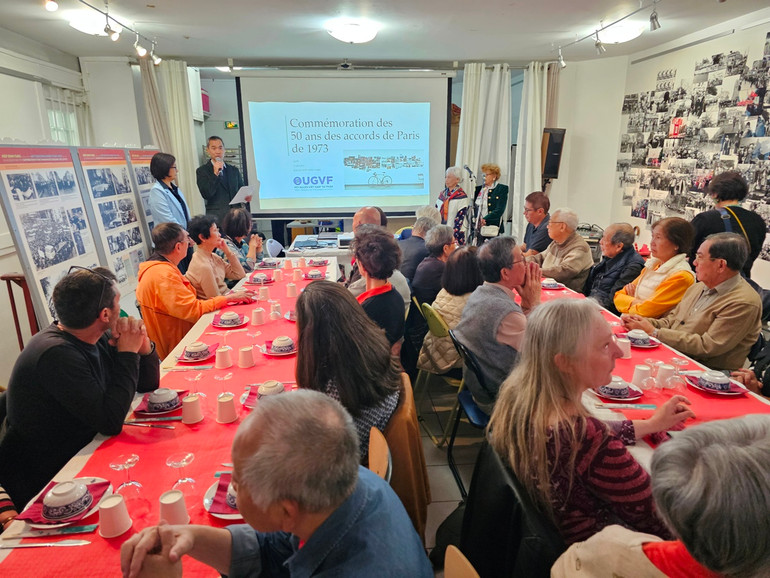 Buổi gặp mặt ấm cúng giữa những thành viên phục vụ phái đoàn và những con người âm thầm vận động kêu gọi ủng hộ Việt Nam hướng tới thành công của Hiệp định Paris 1973. (Ảnh: MINH DUY)