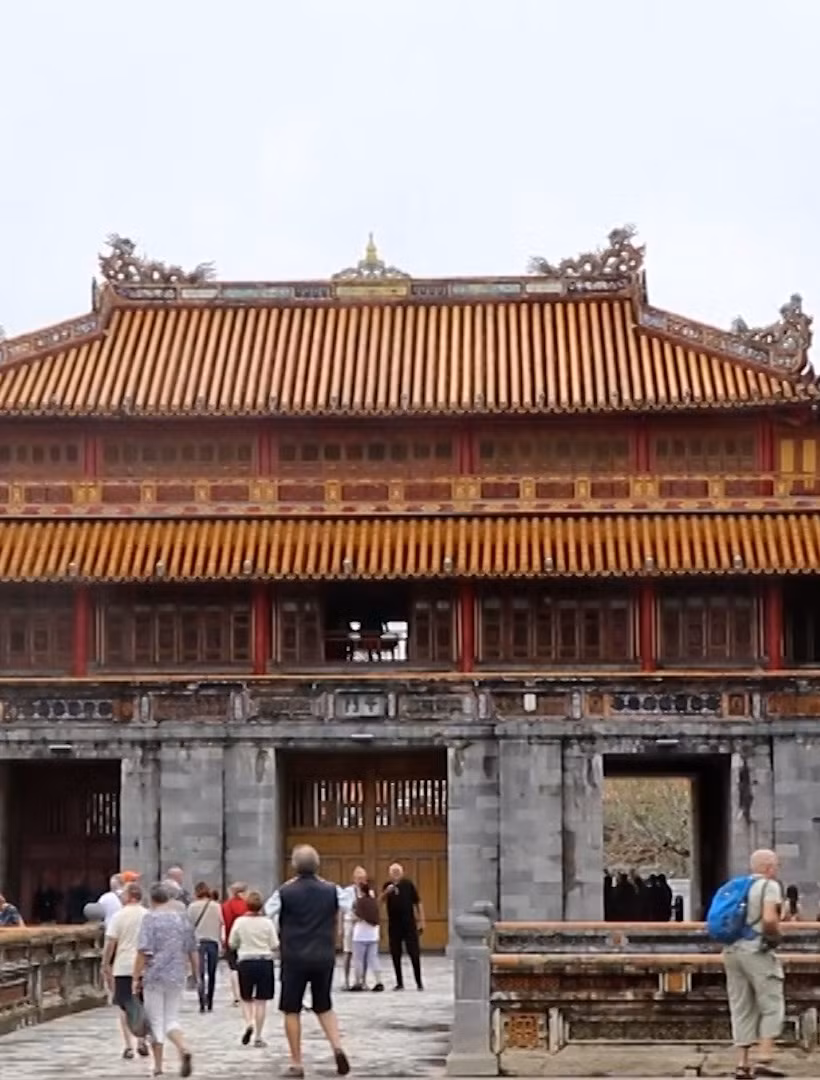 [Video] Di tích Huế mở cửa đón khách tham quan trở lại