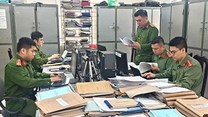 Công an phường Mỹ Đình 2, quận Nam Từ Liêm họp giao ban hằng ngày.