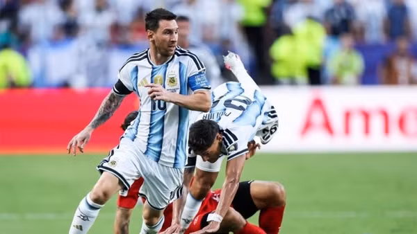 Messi trong trận Argentina thắng Thụy Sĩ 3-1 (Ảnh: TÂN HOA XÃ)