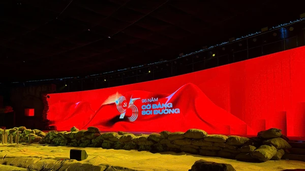 Đảng Cộng sản Việt Nam ra đời, bước ngoặt vĩ đại của lịch sử cách mạng Việt Nam.