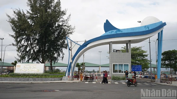 Cảng cá Thọ Quang mang diện mạo mới sau khi được nâng cấp, mở rộng.