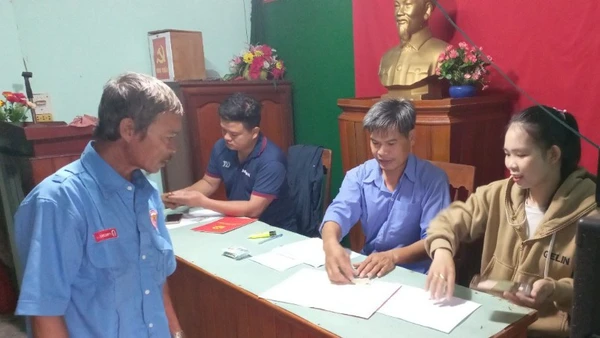 Các địa phương trên địa bàn tỉnh Quảng Ngãi tăng tốc triển khai Chiến dịch 90 ngày làm giàu, làm sạch cơ sở dữ liệu quốc gia về đất đai theo tiêu chí “đúng-đủ-sạch-sống”.