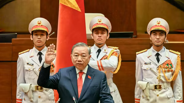 Tổng Bí thư Tô Lâm tuyên thệ nhậm chức Chủ tịch nước Cộng hòa xã hội chủ nghĩa Việt Nam nhiệm kỳ 2026-2031.