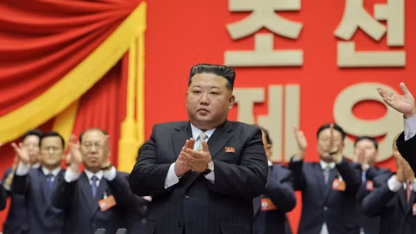 Nhà lãnh đạo Triều Tiên Kim Jong Un tại ngày làm việc thứ tư của Đại hội lần thứ IX Đảng Lao động Triều Tiên ở Bình Nhưỡng ngày 22/2/2026. (Ảnh: Yonhap/TTXVN) 