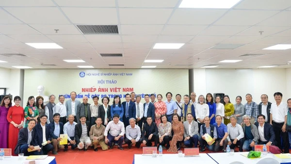 Hội thảo quy tụ các nhà quản lý, chuyên gia, nhiếp ảnh gia trên cả nước.